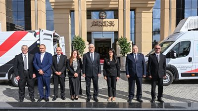 النيابة العامة تسلم مركبات ذكية لخدمة المواطنين بالشراكة مع وزارة التخطيط