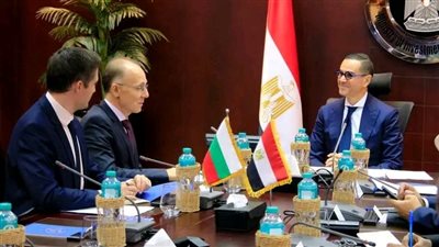 وزير الاستثمار يلتقي سفير بلغاريا بالقاهرة لبحث سبل تعزيز العلاقات الاقتصادية