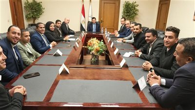 وزير الرياضة يجتمع بمجلس إدارة الاتحاد المصري للكيانات الشبابية لبحث آليات تطوير العمل الشبابي 