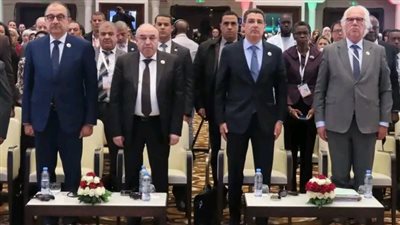 وزير قطاع الأعمال العام يشهد ختام أعمال المؤتمر الوزاري الأفريقي حول إنتاج الأدوية بالجزائر