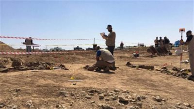 المرصد السوري لحقوق الإنسان يعلن الكشف عن مقبرة جماعية جديدة في حمص