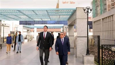 محافظ الدقهلية يتفقد تطوير النصب التذكاري للشهداء بالمنصورة