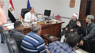 دمياط تبحث تعديل مسجد التقوى بما يتوافق مع تطوير طريق عزبة البرج