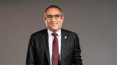 محمد الدماطي يحتفي بذكرى 