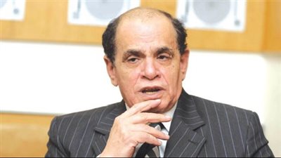 صلاح فوزي يوضح انتقال السلطة التشريعية للرئيس حال غياب البرلمان