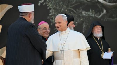 عاجل.. بابا الفاتيكان: تاريخ لبنان شاهد على الوحدة بين المسيحين والمسلمين والدروز