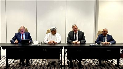 وزير البترول يبحث تعميق التعاون بين نفط عمان والشركات المصرية