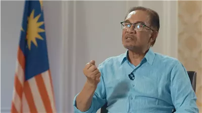 فضيحة فساد تهز ماليزيا.. ورئيس الوزراء: لا حماية للمتورطين 
