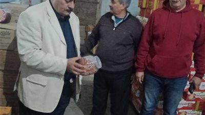 ضربة تموينية في دمياط.. إغلاق مخزن غير مرخص والتحفظ على كميات ضخمة من حلوى الأطفال والجيلي مجهولة المصدر