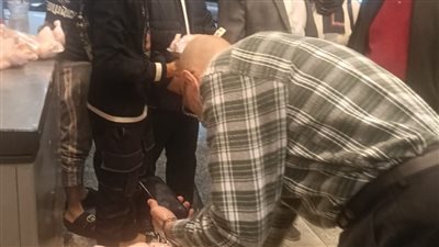 بعد انتشار مقاطع فيديو بأسعار غير منطقية.. الزراعة تغلق وتشمع محل دواجن في الجيزة