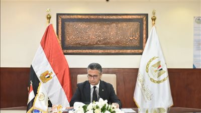 دعمًا للأمن الغذائي المصري.. وزير التموين يترأس اجتماع الجمعية العامة للشركة القابضة للصوامع 