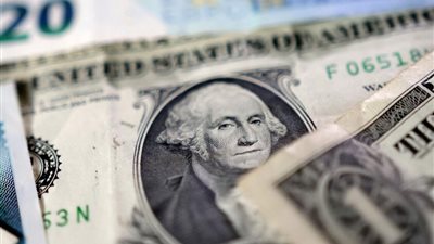 الدولار يفتتح تعاملات الخميس مستقرا أمام الجنيه... أسعار صرف الدولار في البنوك