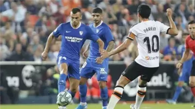 فالنسيا يخطف تعادلاً قاتلاً أمام إشبيلية في الدوري الإسباني