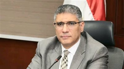  الجيزة: كسر مفاجئ بخط مياه رئيسي قطر ١٠٠٠ مم  بشارع ربيع الجيزي