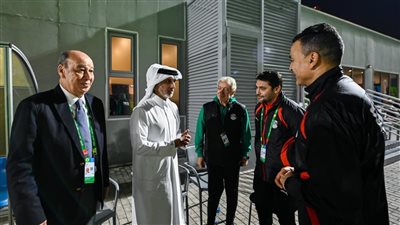 وزير  الرياضة والشباب القطري في مران منتخب مصر المشارك بكأس العرب