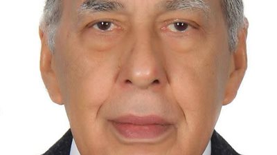 الاتحاد العالمي لجراحات المخ والأعصاب يكرم الدكتور شريف عزت بمؤتمر دبي الدولي